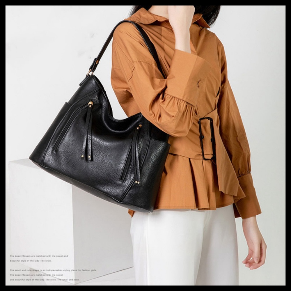 #NEW LISBON Hobo Crossbody B - Picture 5 of 8
